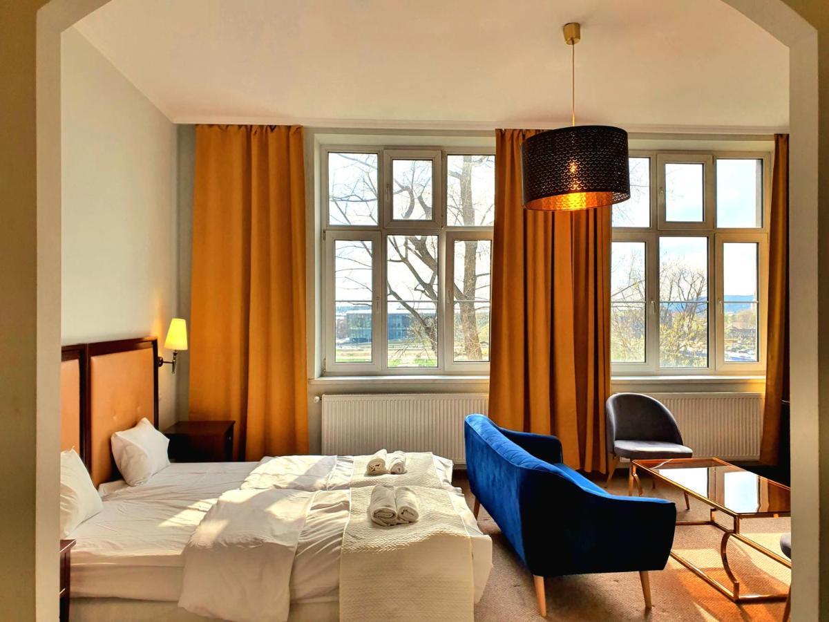 Holiday Suites Cracow Krakow Dış mekan fotoğraf
