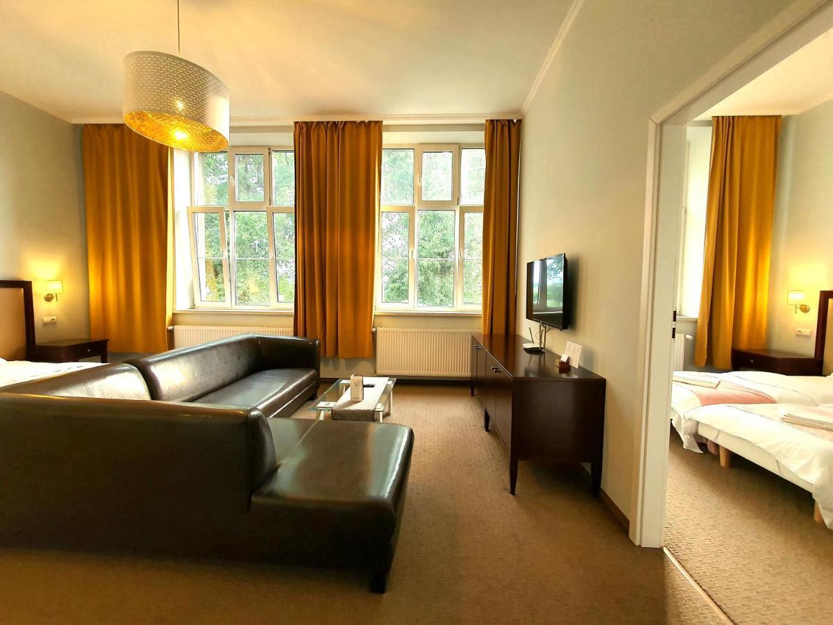 Holiday Suites Cracow Krakow Dış mekan fotoğraf