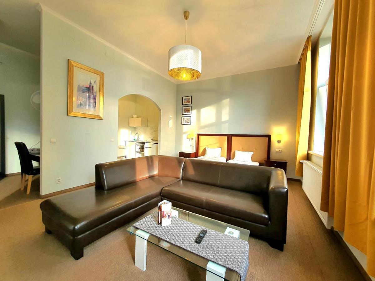 Holiday Suites Cracow Krakow Dış mekan fotoğraf